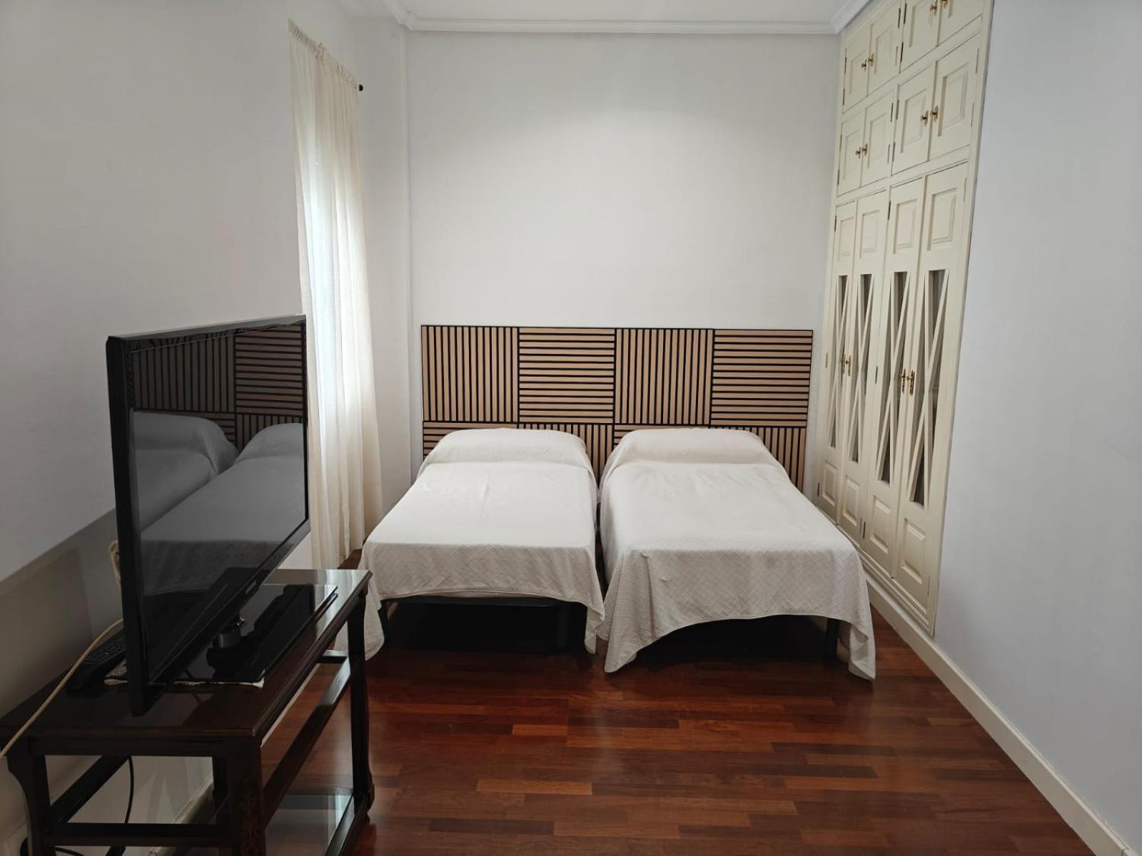 Gran Capitan Luxury Center Apartment- Parking Kordoba Bagian luar foto